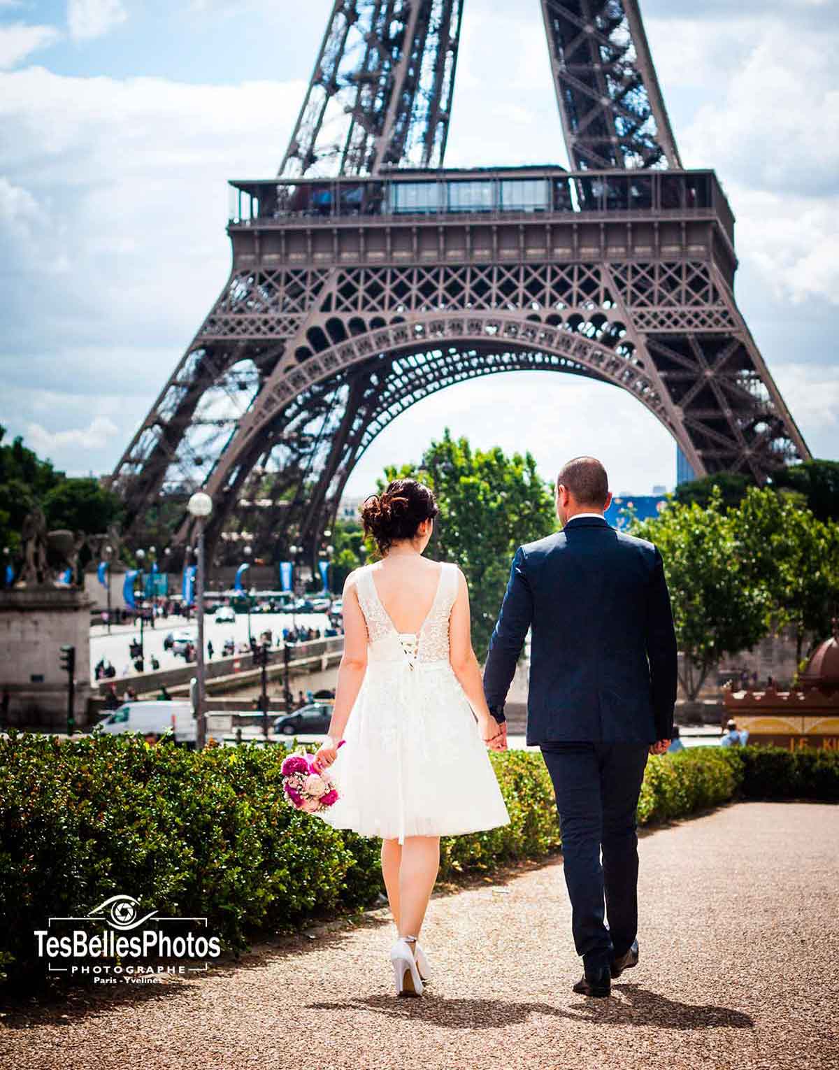 Photographe mariage Paris couple lifestyle, photo couple de mariage en lifestyle à Paris