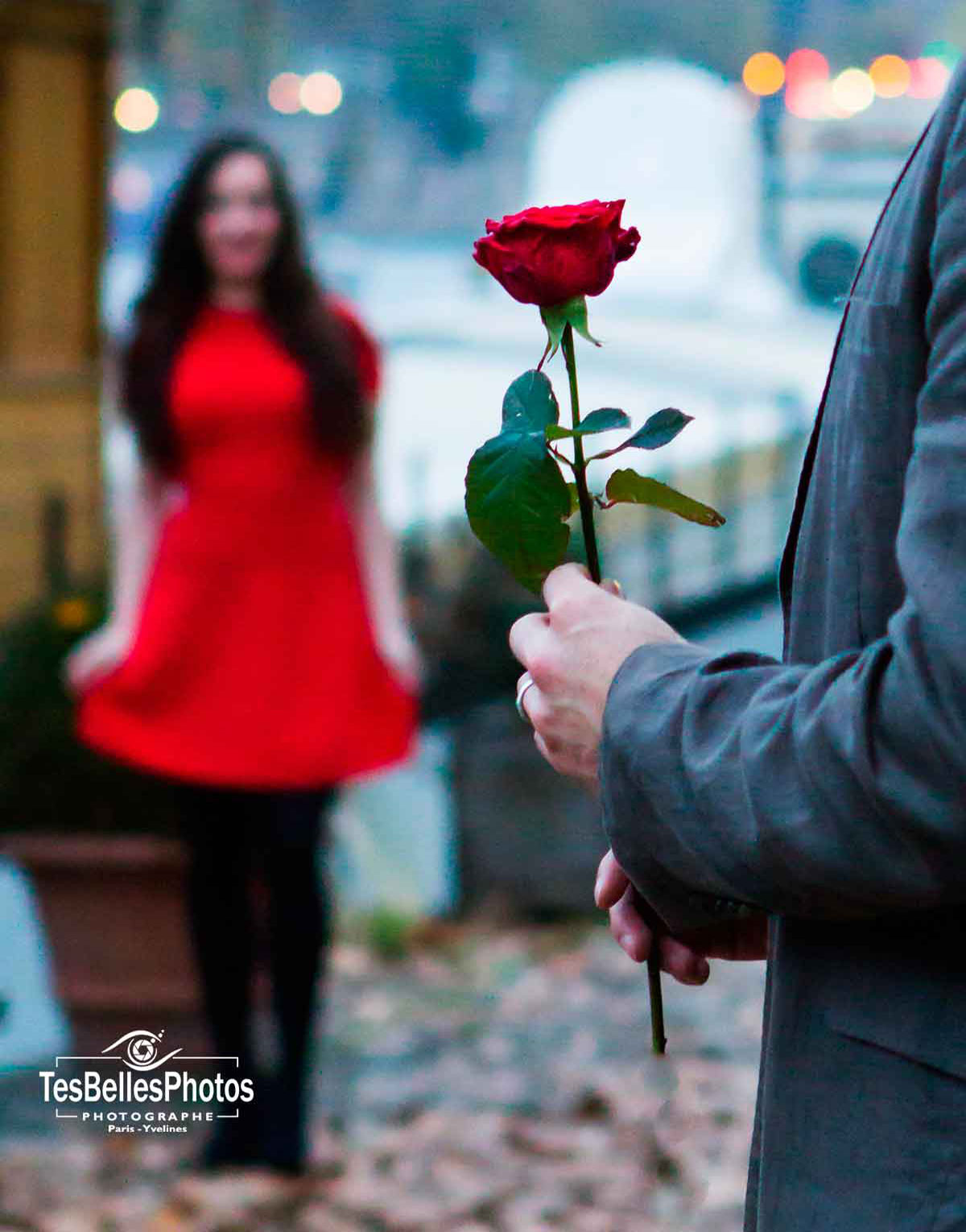 Séance demande en mariage à Paris – shooting romantique et naturel en extérieur