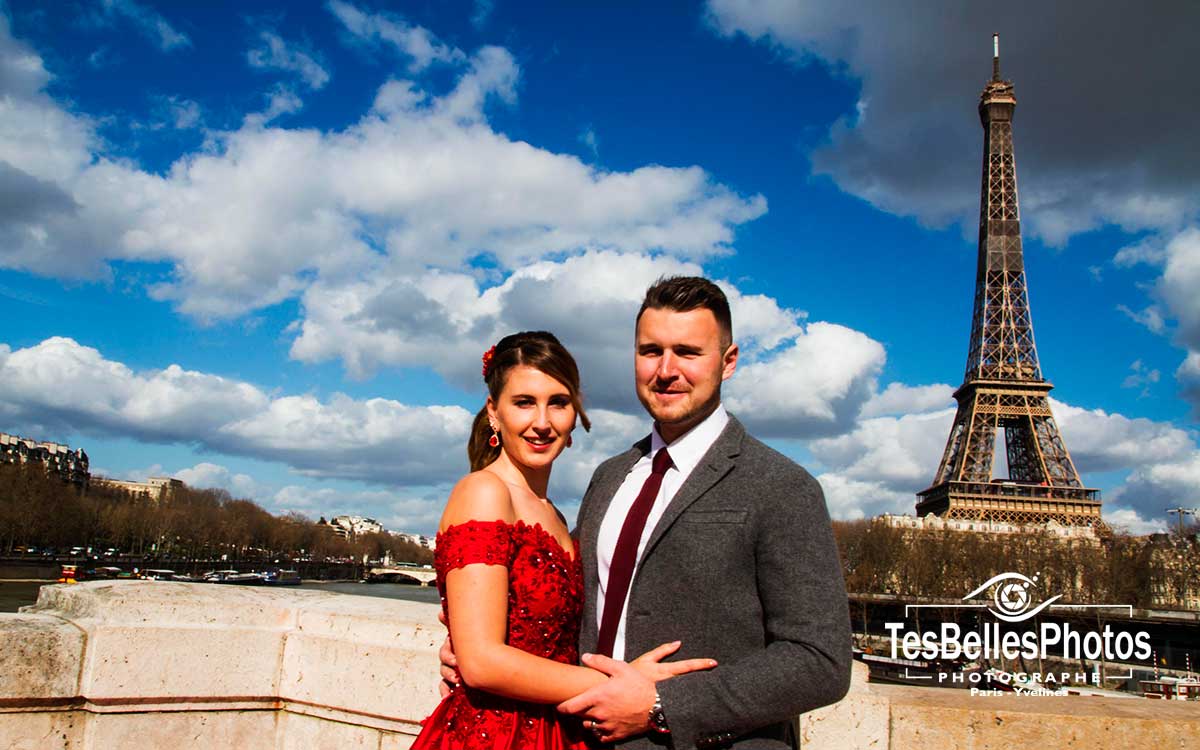 Photographe mariage Paris, séance photo de couple mariés en lifestyle