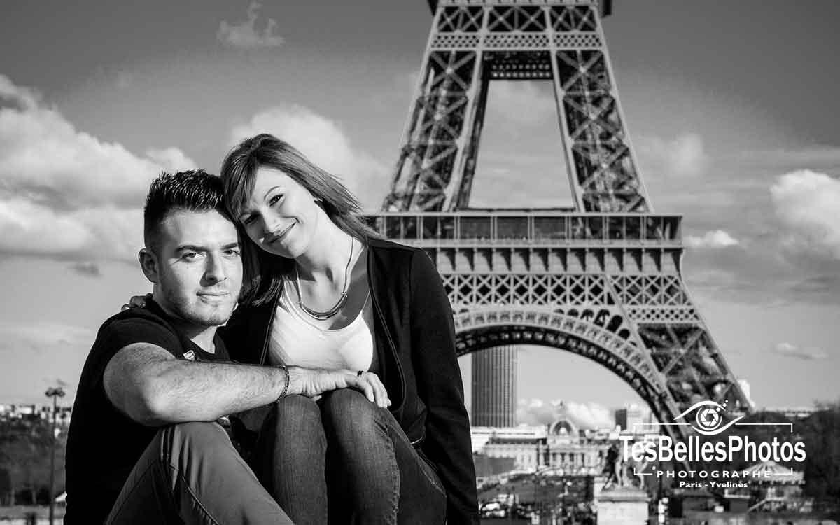 Shooting engagement Paris, séance photo couple d'engagement Paris, photo engagement fiançailles Paris en lifestyle
