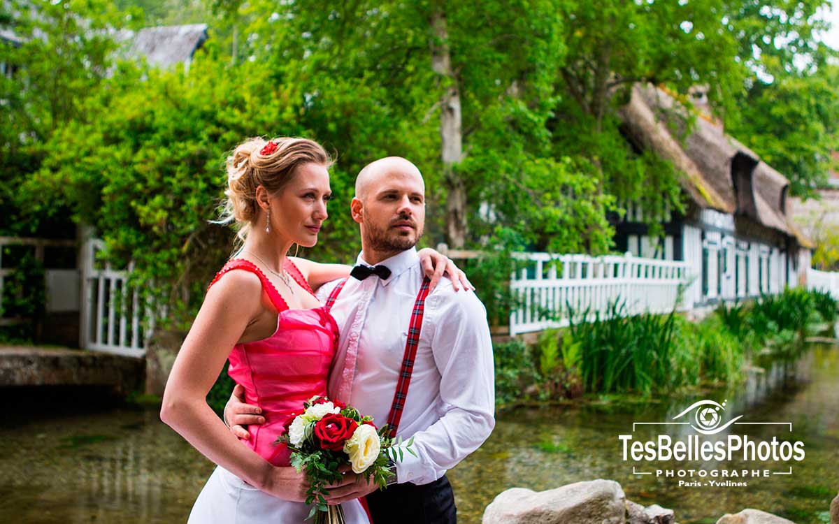 Portrait romantique de couple à Veules-les-Roses en séance photo