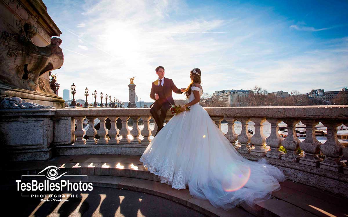 Photographe couple Paris, séance photo pré-mariage à Paris