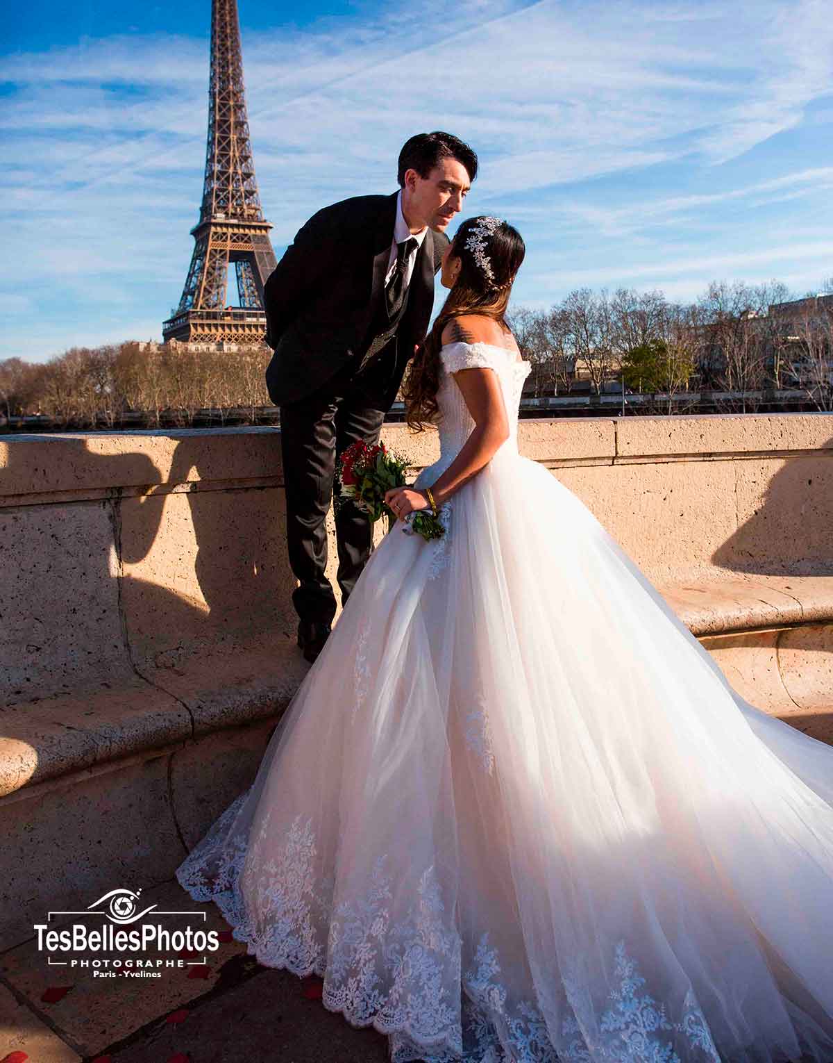 Photographe Paris, photo couple pré-mariage Paris