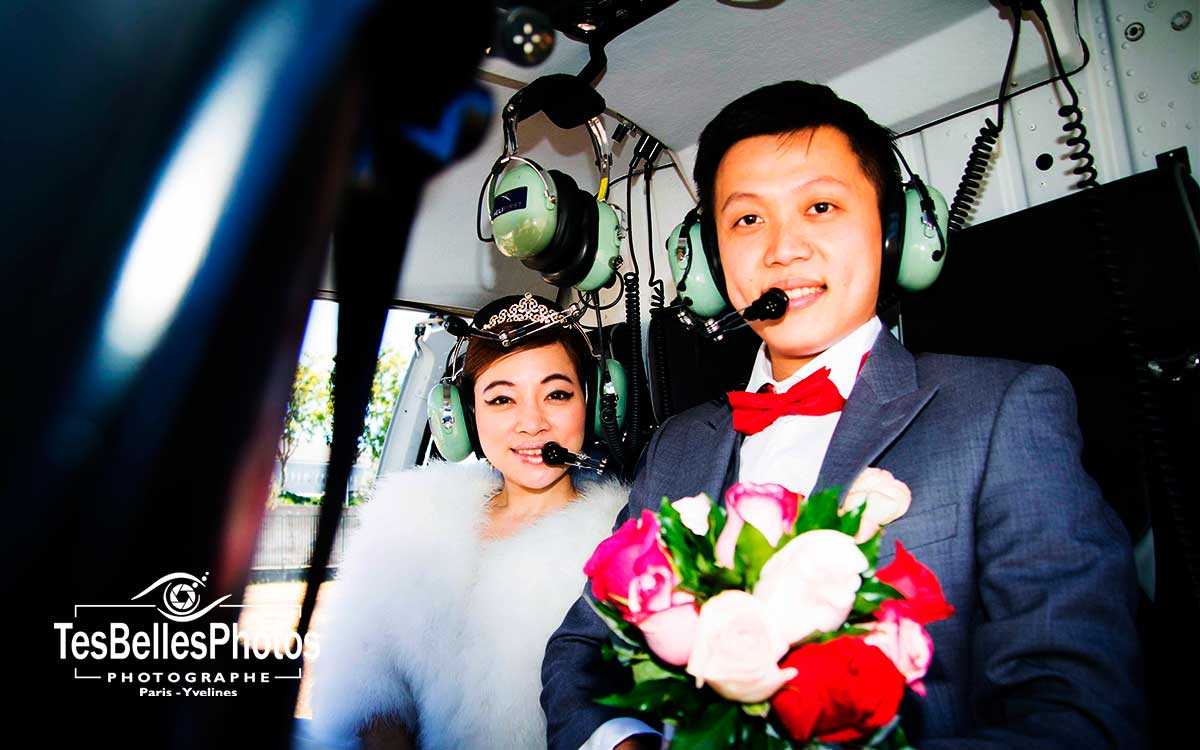 Moment romantique en hélicoptère pour une séance pre-wedding chinoise à Paris