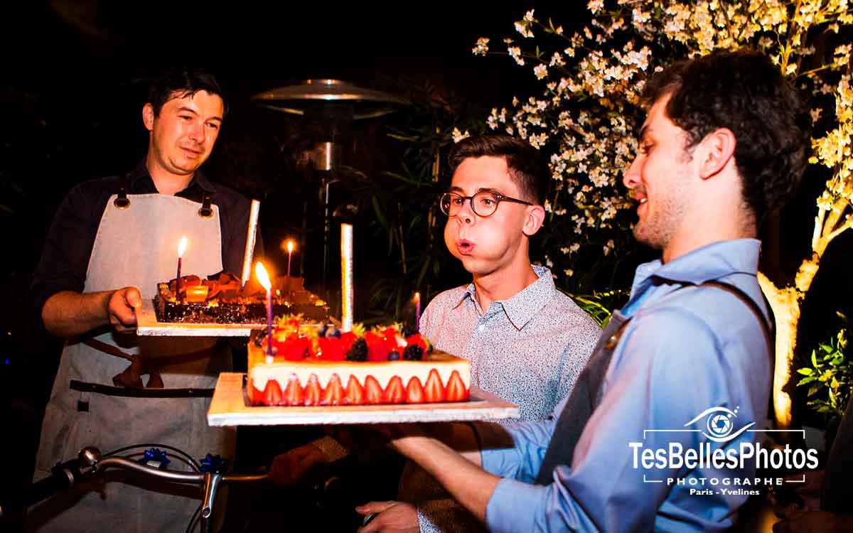 Photographe anniversaire dans les Hauts-de-Seine, reportage photo d'anniversaire des 18 ans