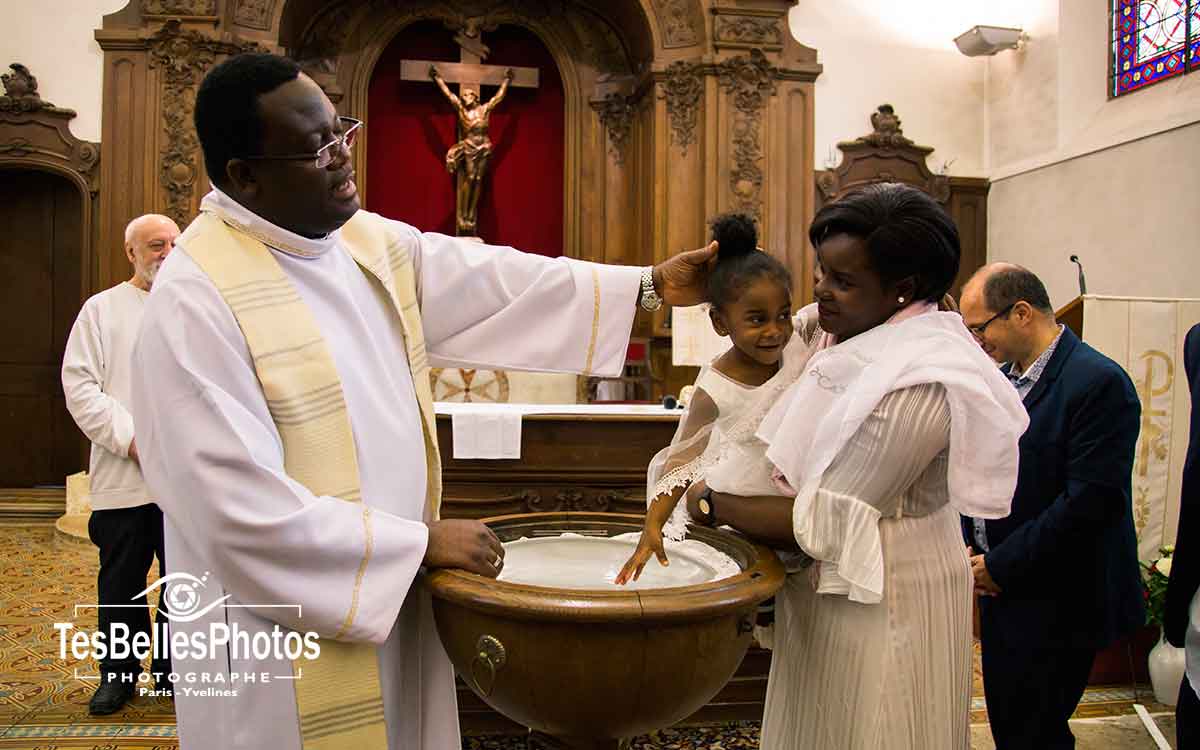 Photos de baptême à Argenteuil – reportage naturel et authentique