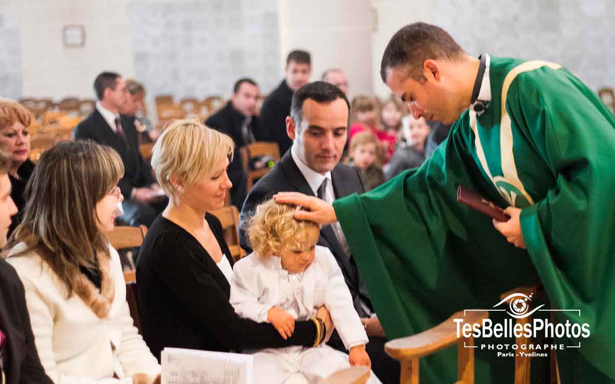 Cérémonie de baptême à Poissy – photographe professionnel dans les Yvelines