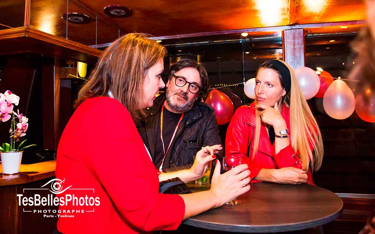 Reportage photos d'anniversaire entreprise sur bateau croisière à Paris