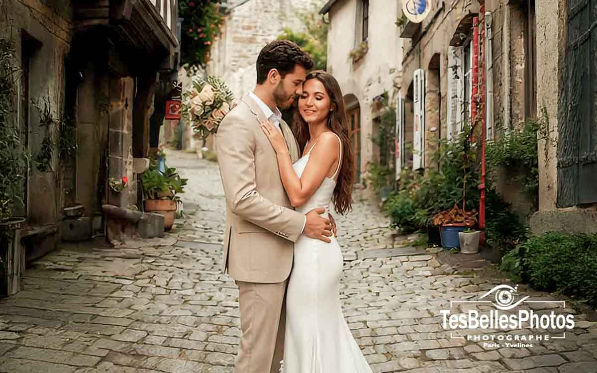Photographe mariage Côtes-d'Armor – séance couple élégante à Dinan