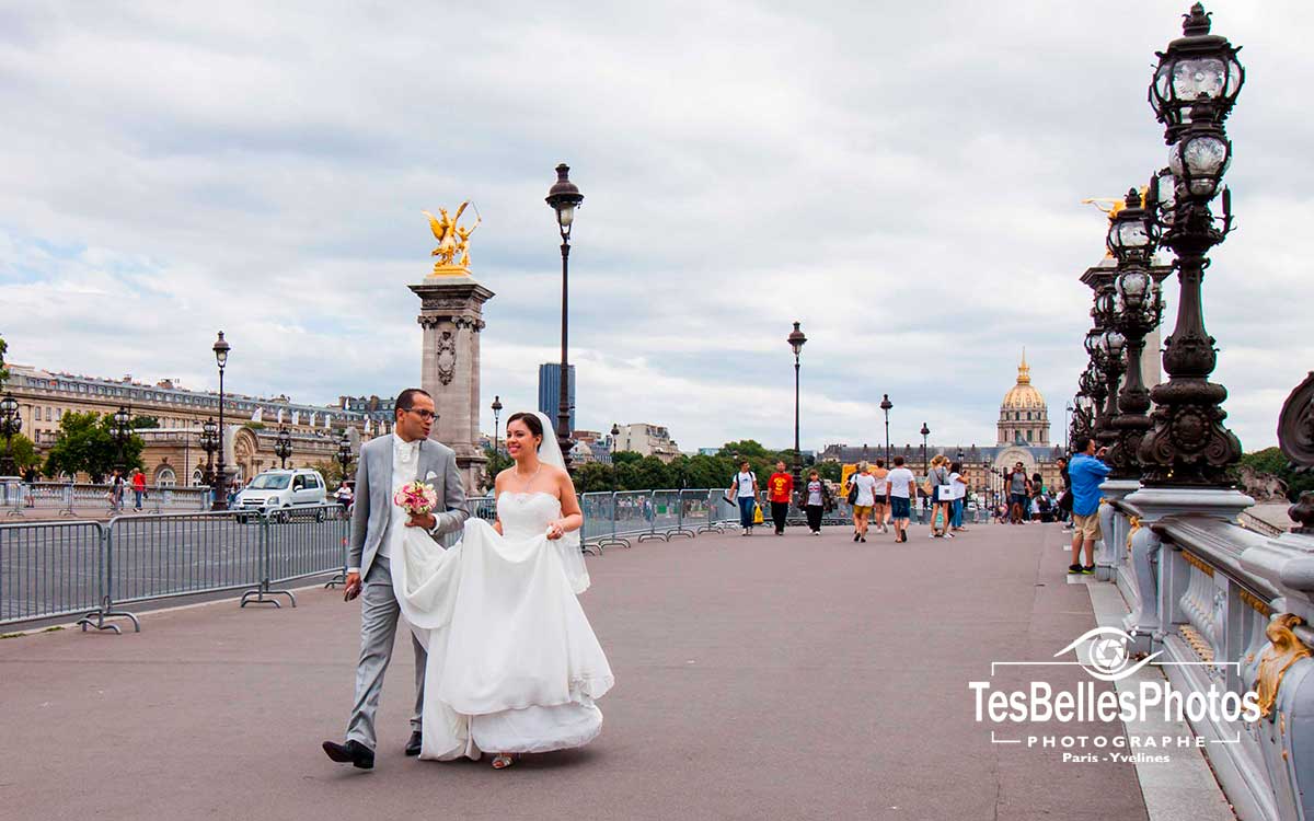 Photo mariage oriental Paris, shooting couple Pont Alexandre 3