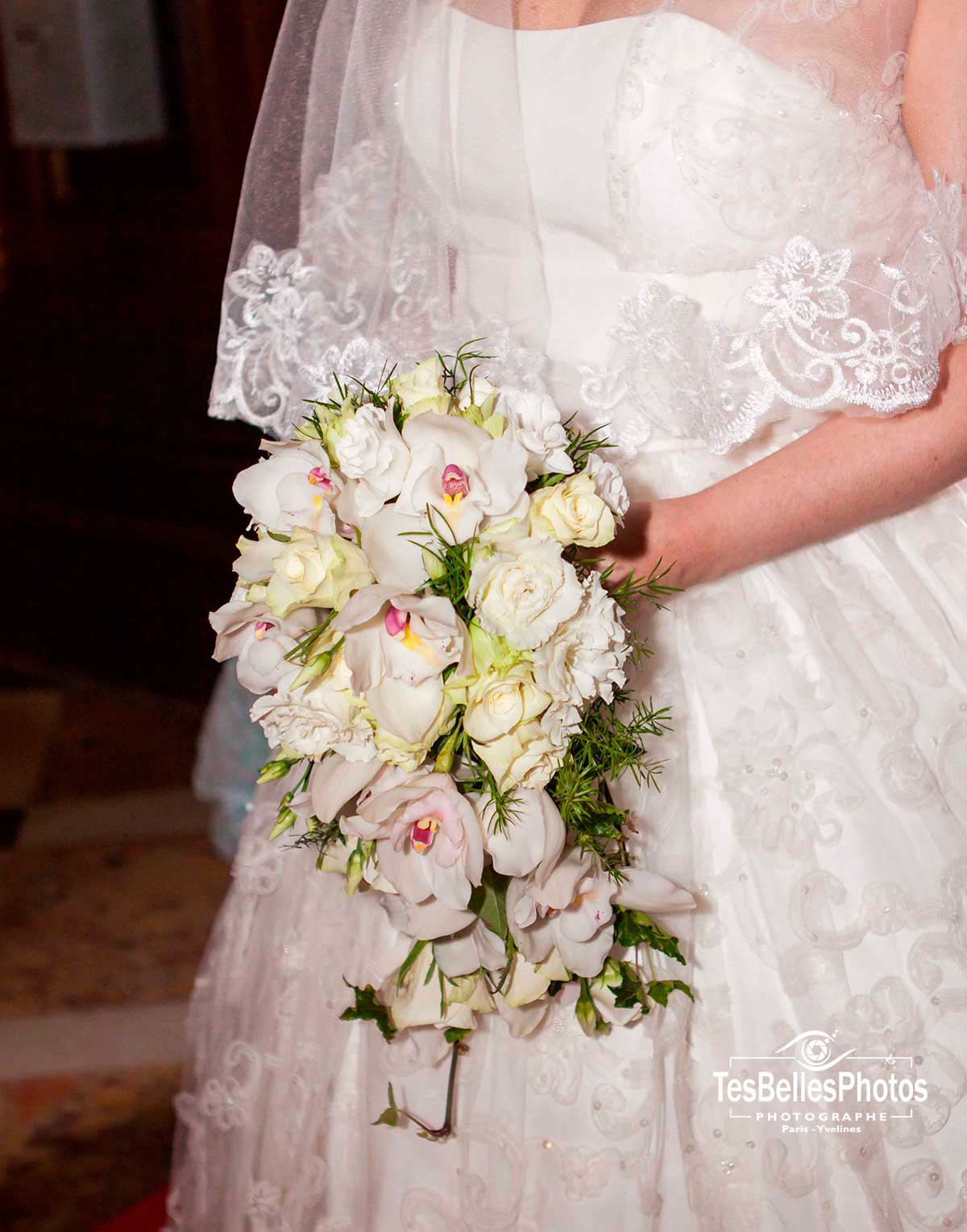 Photo bouquet fleurs de mariée, photos fleurs de mariage, photographe mariage