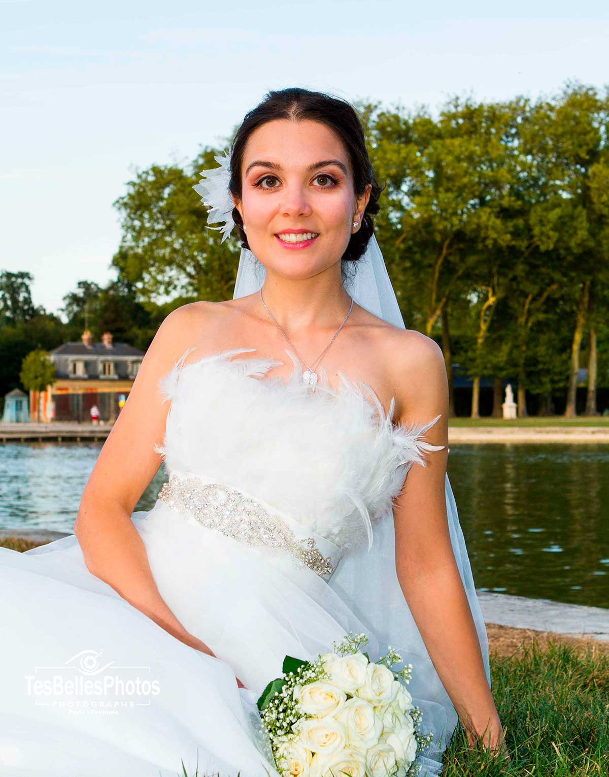 Photographe de mariage à Versailles, shooting couple mariage dans le Parc de Versailles