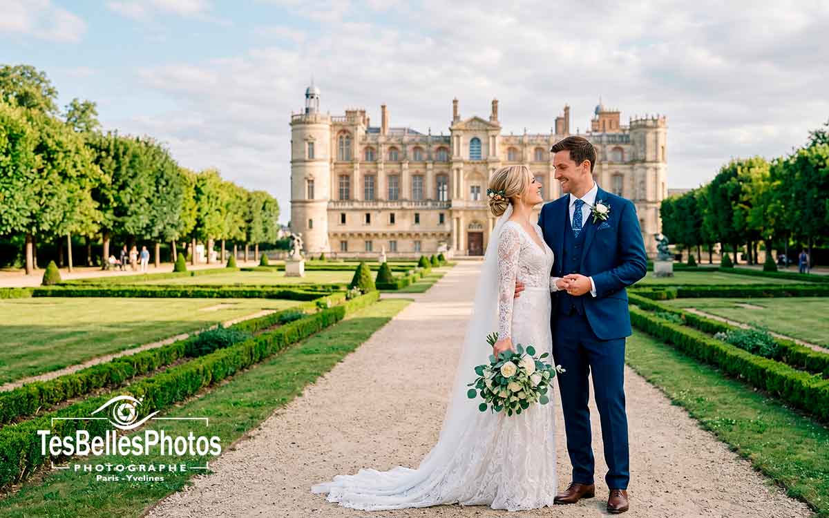 Photographe mariage Yvelines – séance couple élégante au parc du château de Saint-Germain-en-Laye