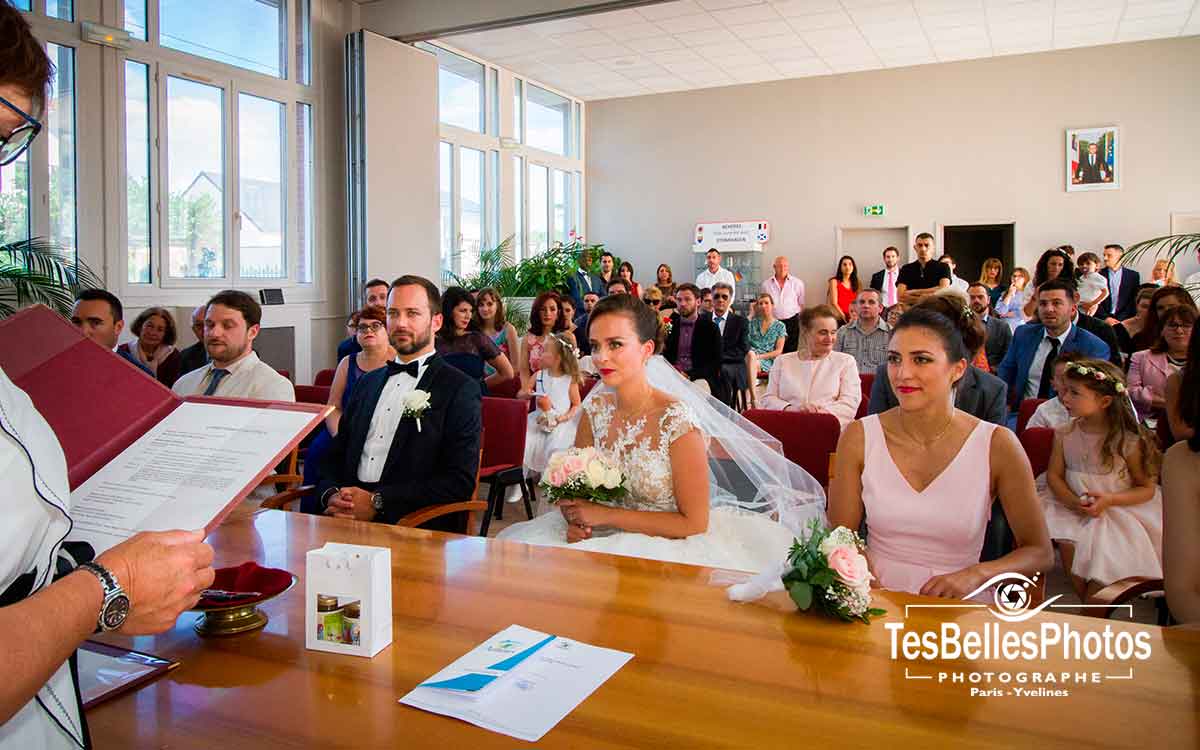 Photos reportage mariage civile à la mairie Achères, photographe reportage mariage à Achères