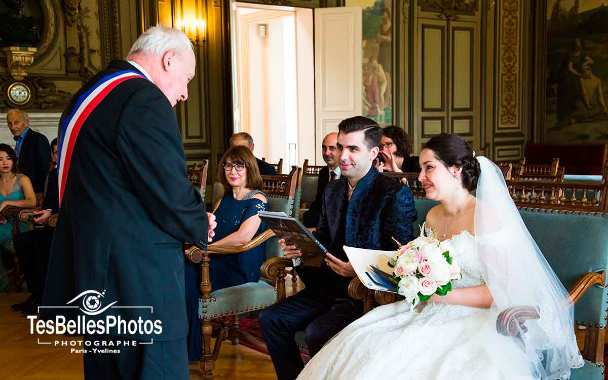 Photographe de mariage à Courbevoie – reportage de la cérémonie civile