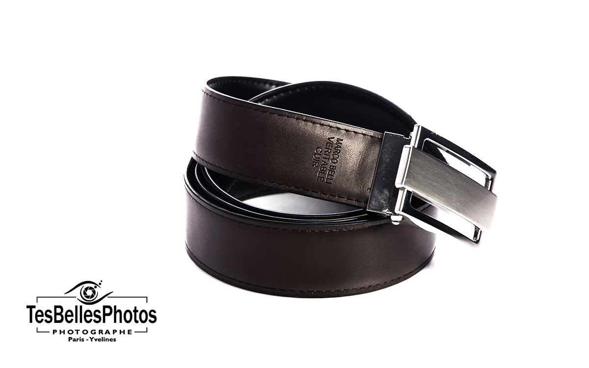 Photographe studio Yvelines aux Mureaux, packshot ceinture homme, photo packshot ceinture noir