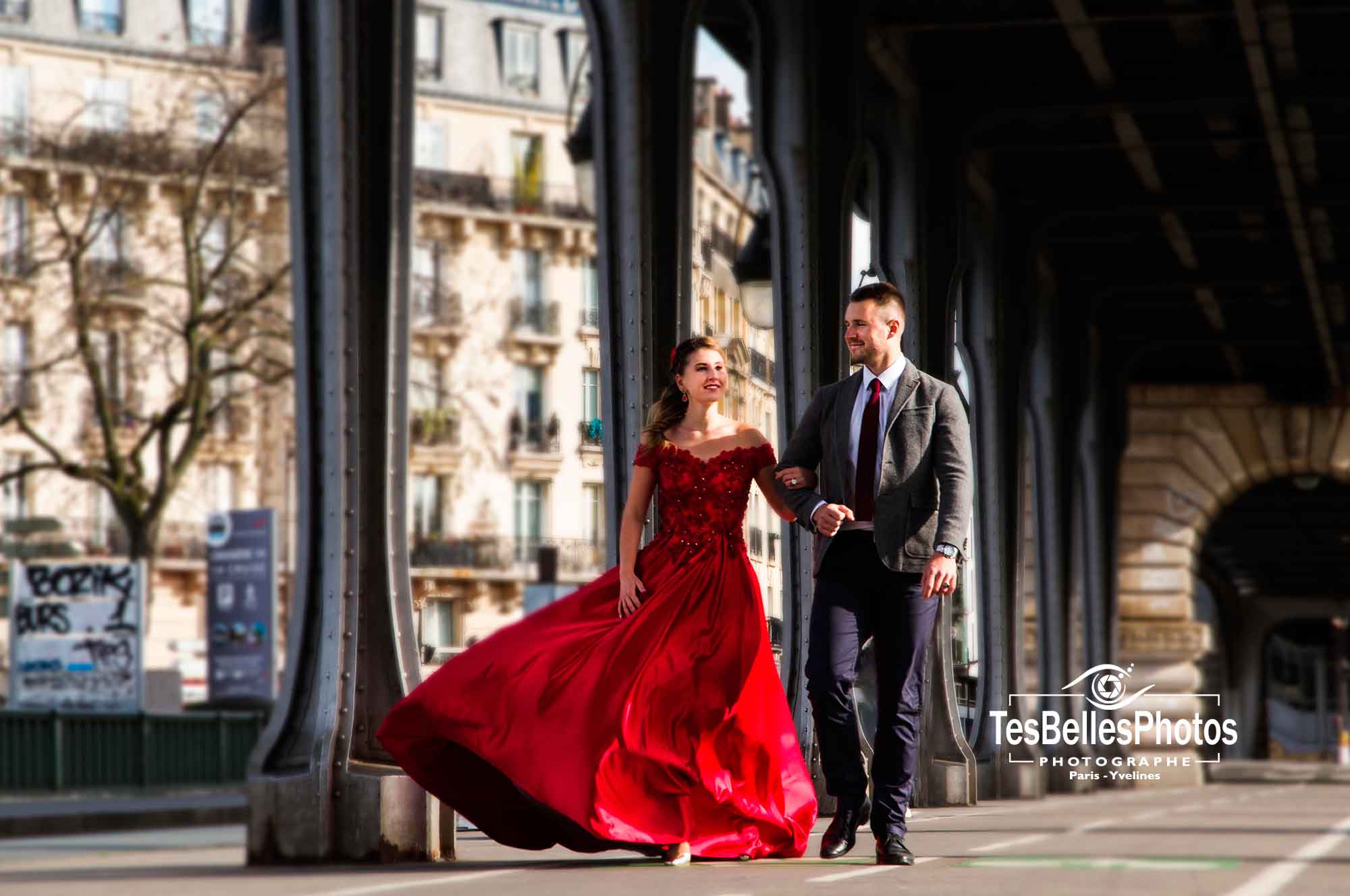 Photographe shooting couple en extérieur à Paris, photo couple Paris